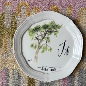 🌳Anthropologie Linea Carta Monogram Canapé Plate T Take Root EUC